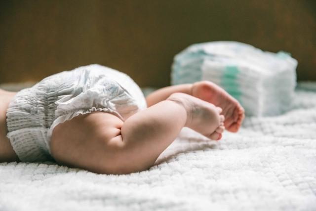 纸浆婴儿在尿布